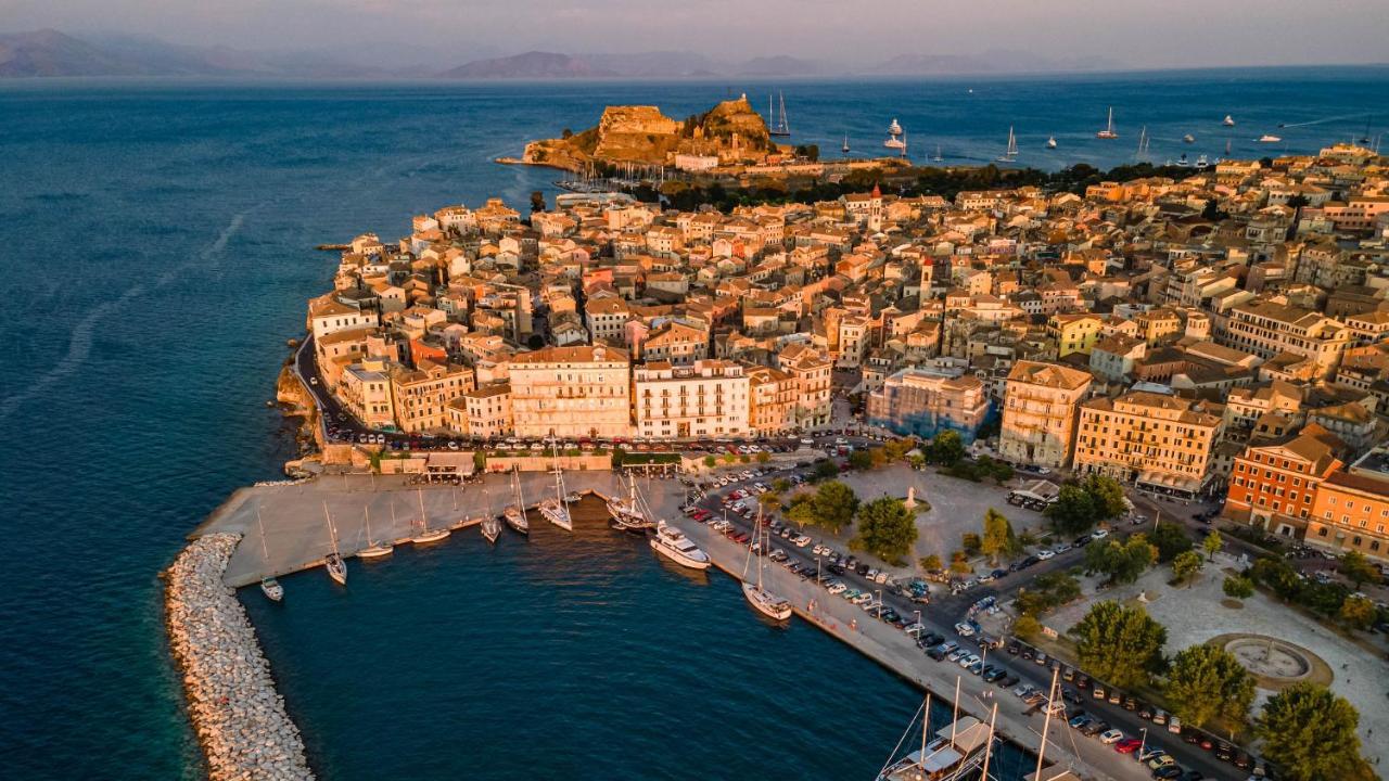 Mouragia Loft - Waterfront Old Corfu Town Lejlighed Eksteriør billede